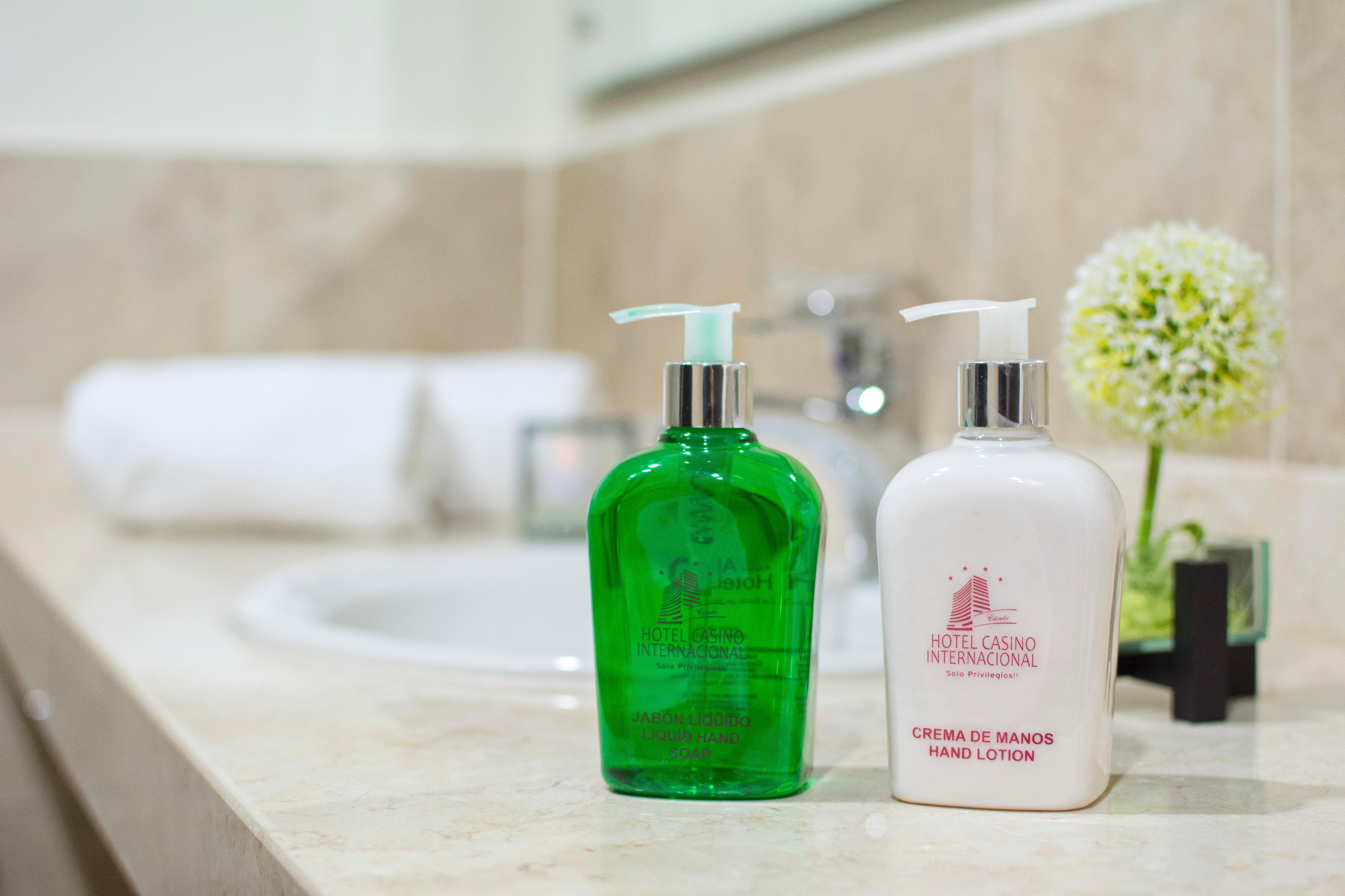 Hotel Casino Internacional Cucuta Exterior photo Soap and lotion dispensers