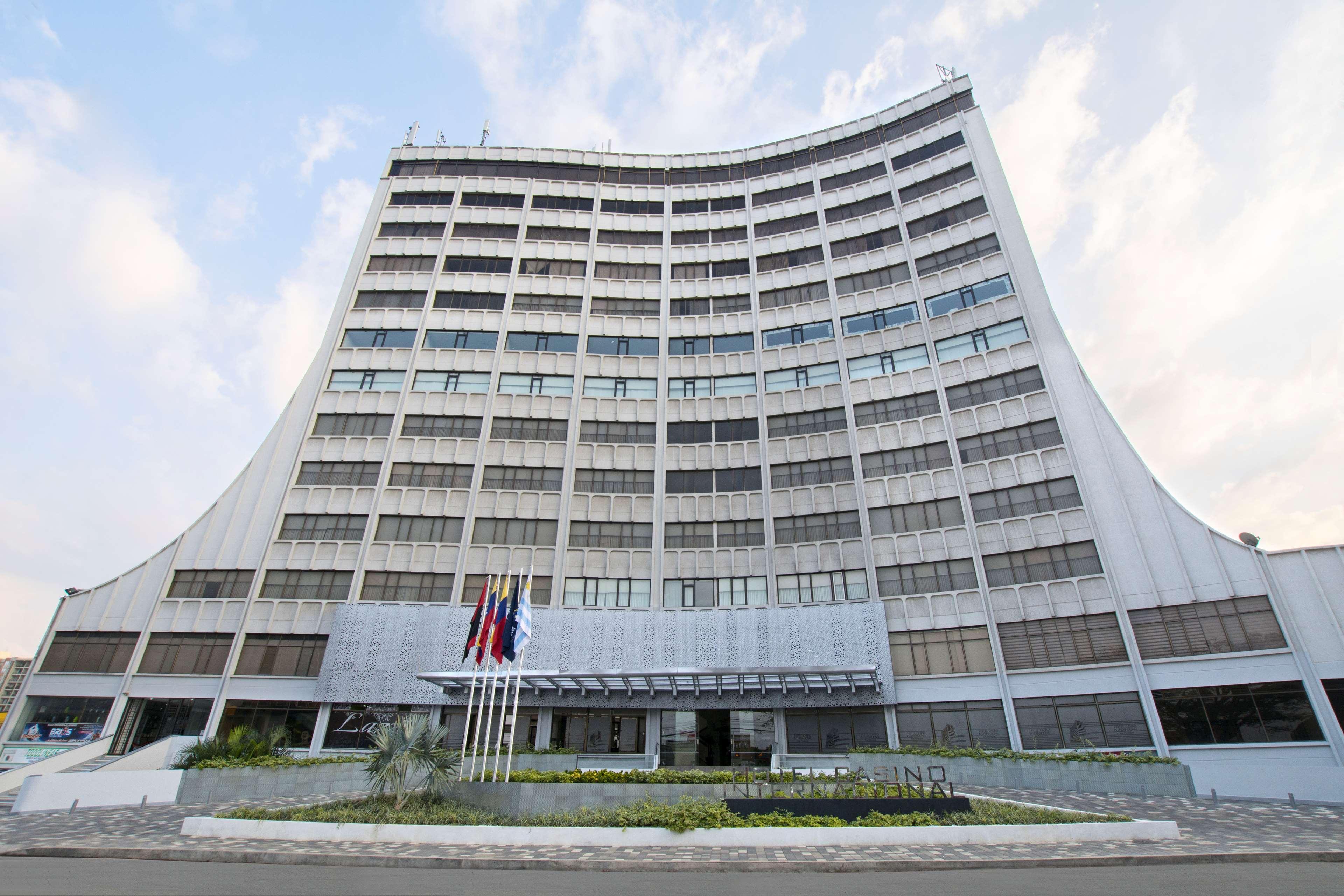 Hotel Casino Internacional Cucuta Exterior photo The University Tower