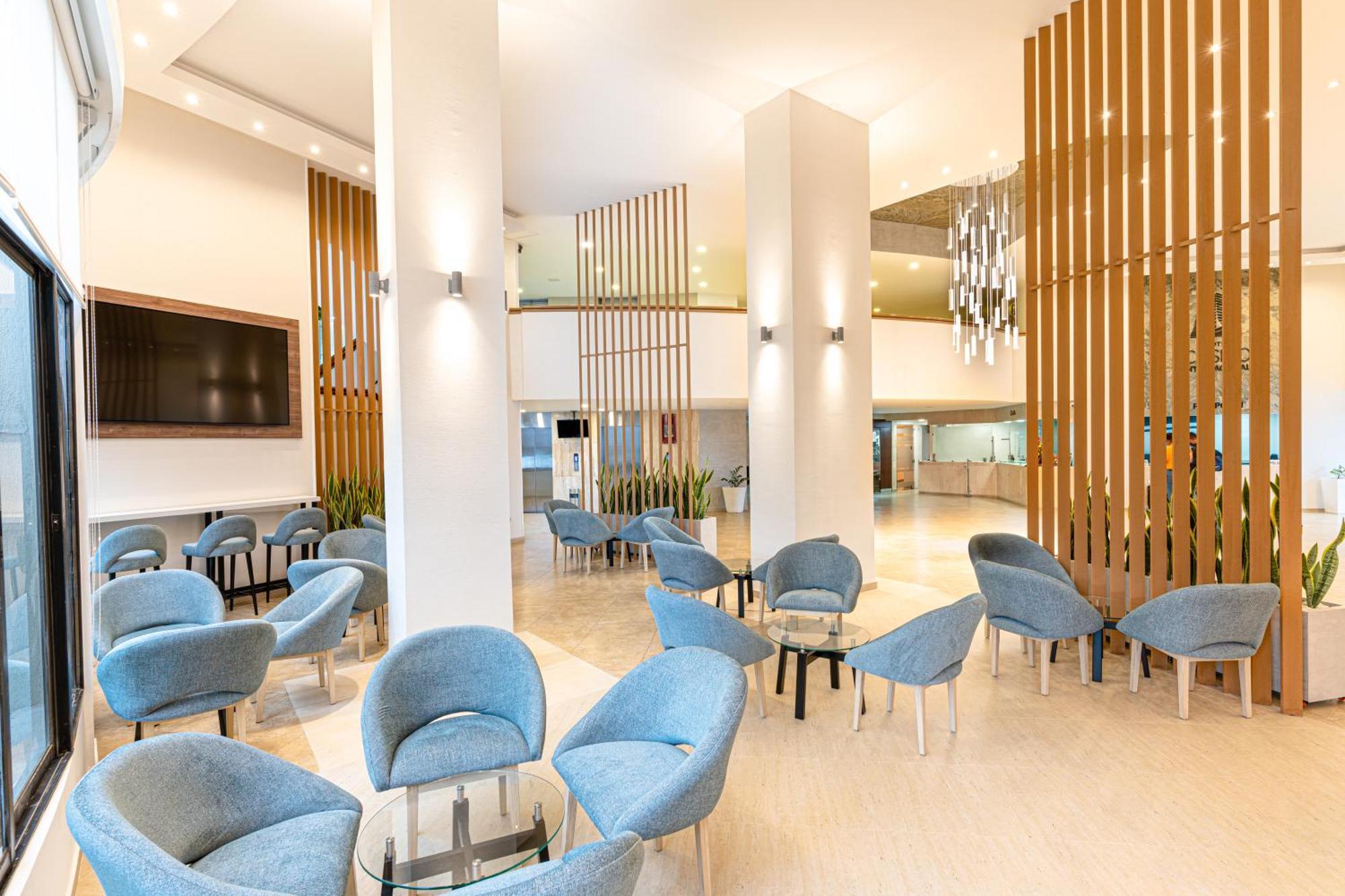 Hotel Casino Internacional Cucuta Exterior photo The lounge at the airport