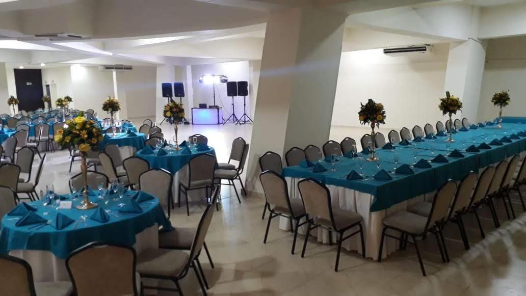 Hotel Casino Internacional Cucuta Exterior photo The interior of the ballroom